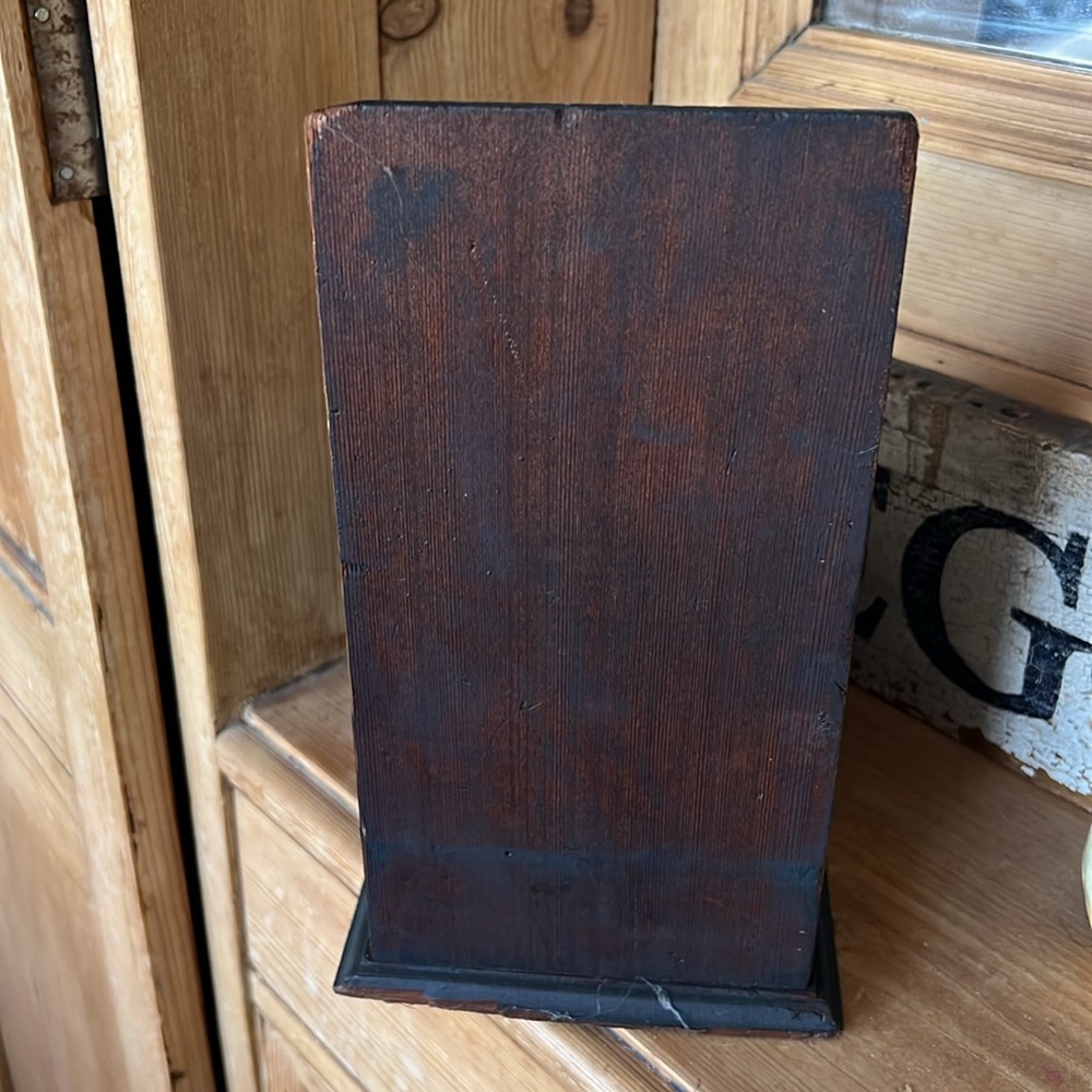 Vintage Wooden Ciggerate Display Case - Picture 4 of 13